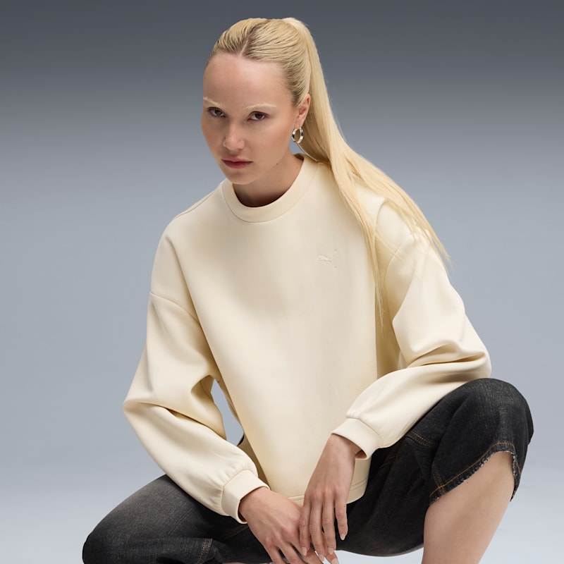 PUMA Wardrobe Essentials Women's Oversized Crew Neck Sweatshirt - Image 3