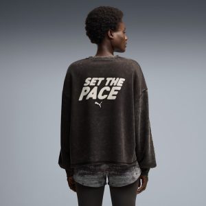 Run Culture Women's Oversized Graphic Sweatshirt